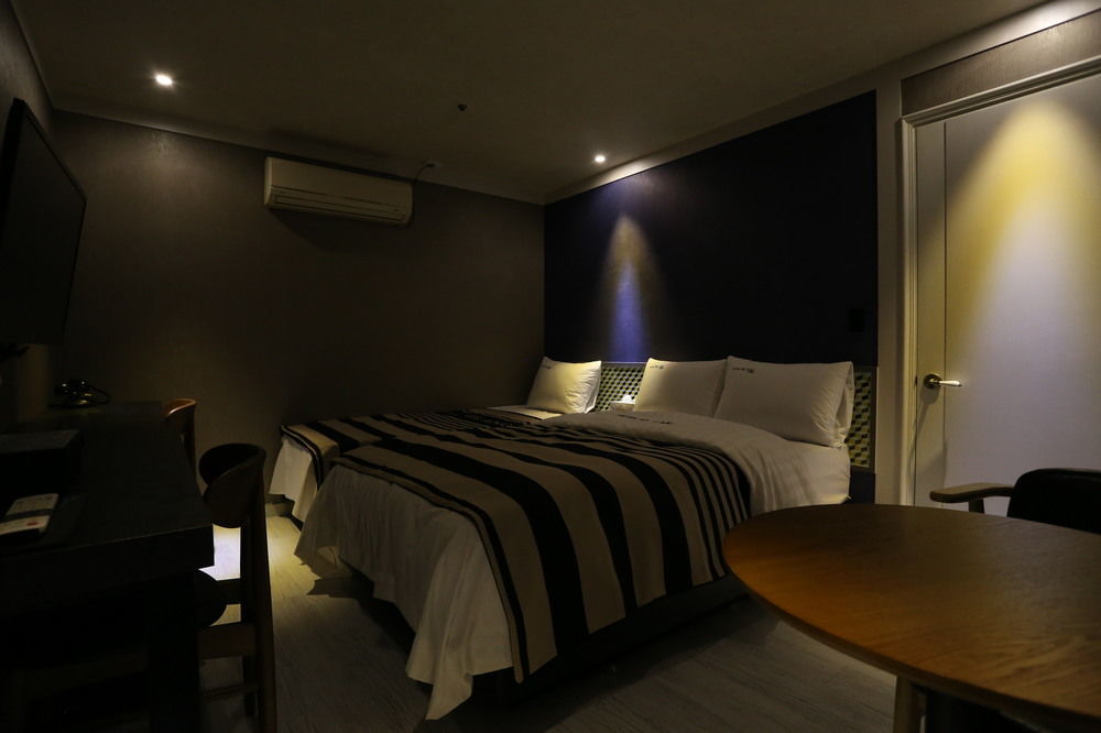 Motel Ilsan Blanc à Kōyō Extérieur photo