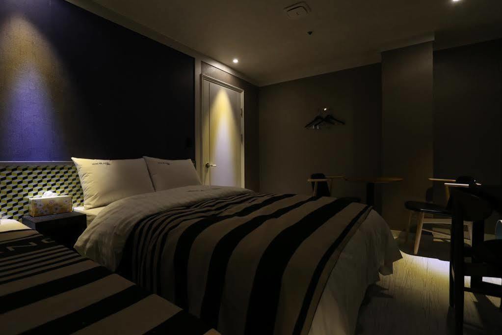 Motel Ilsan Blanc à Kōyō Extérieur photo